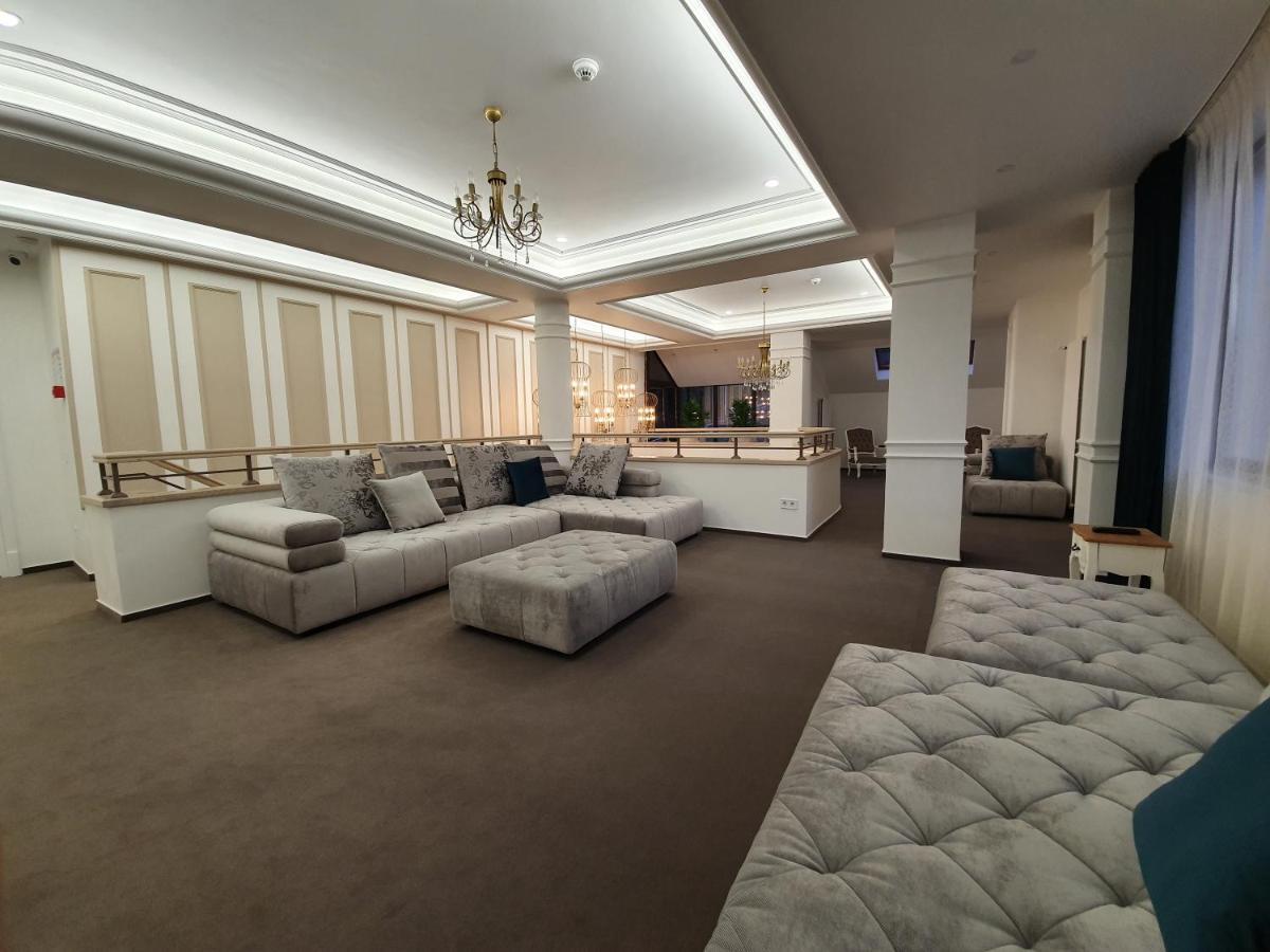 Vila Berlin Hotel Brassópojána Kültér fotó