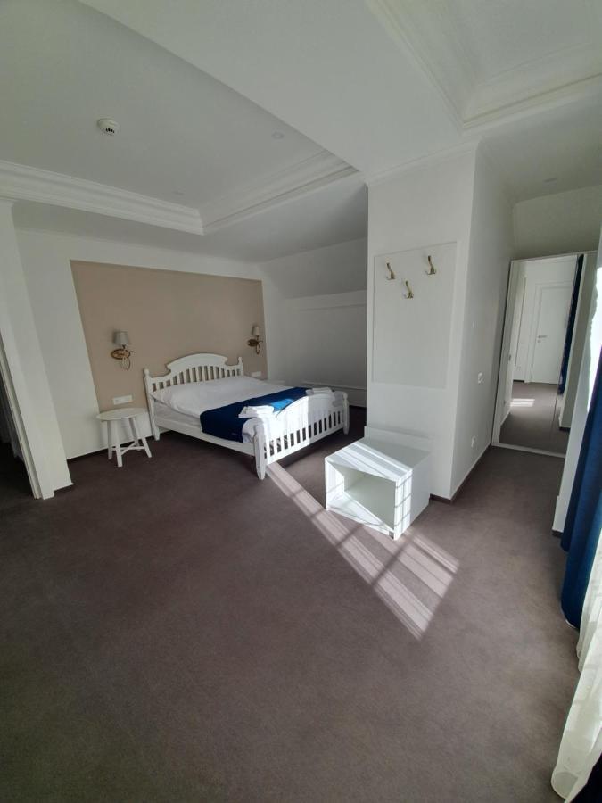 Vila Berlin Hotel Brassópojána Kültér fotó