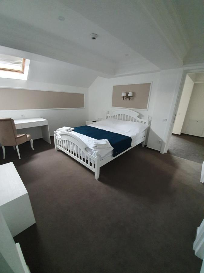 Vila Berlin Hotel Brassópojána Kültér fotó